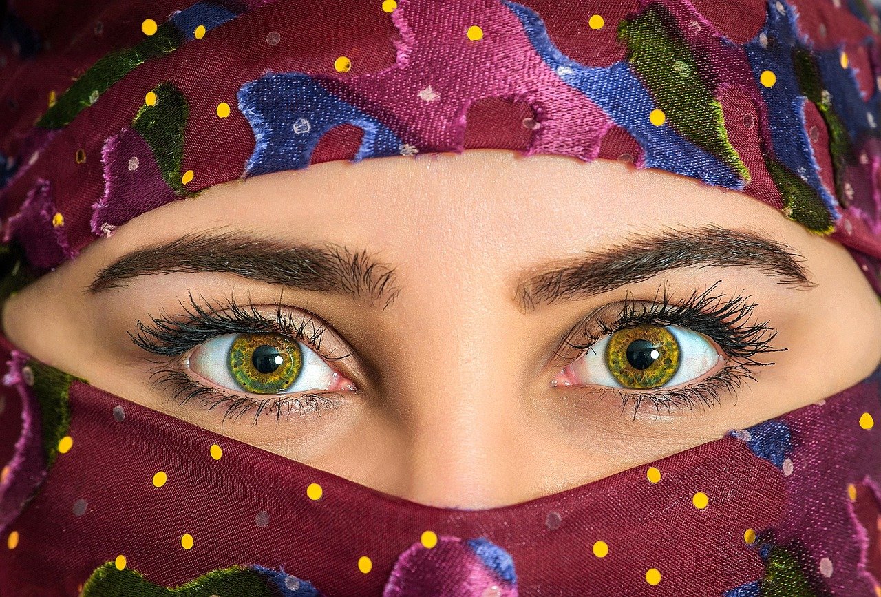 Tentang Kain tudung Shawl